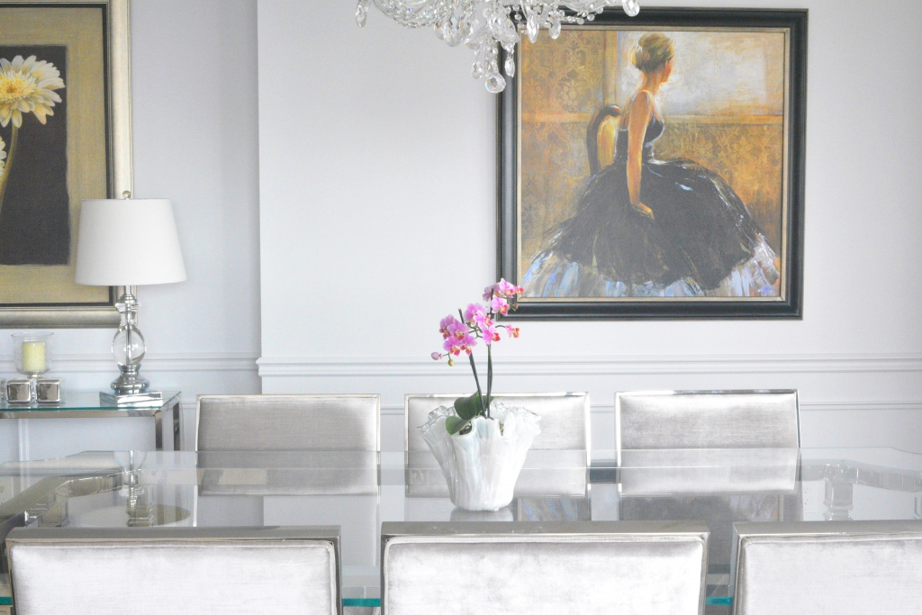 Mouldings to Create a Focal Point